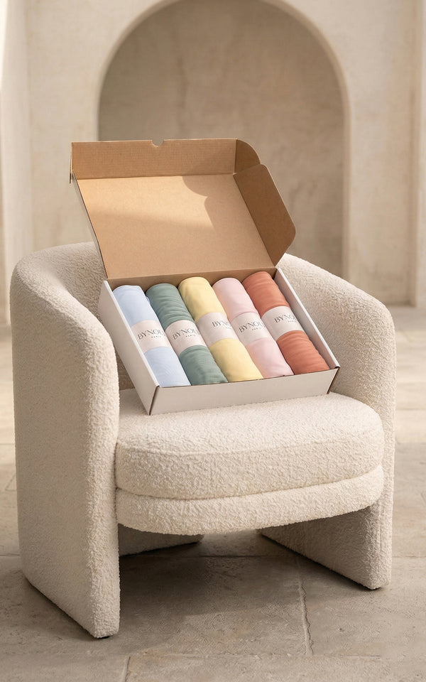 Box Hijab Cadeau BYNOUR - Coffret 5 Hijabs Jersey Premium, Emballage Élégant Prêt à Offrir