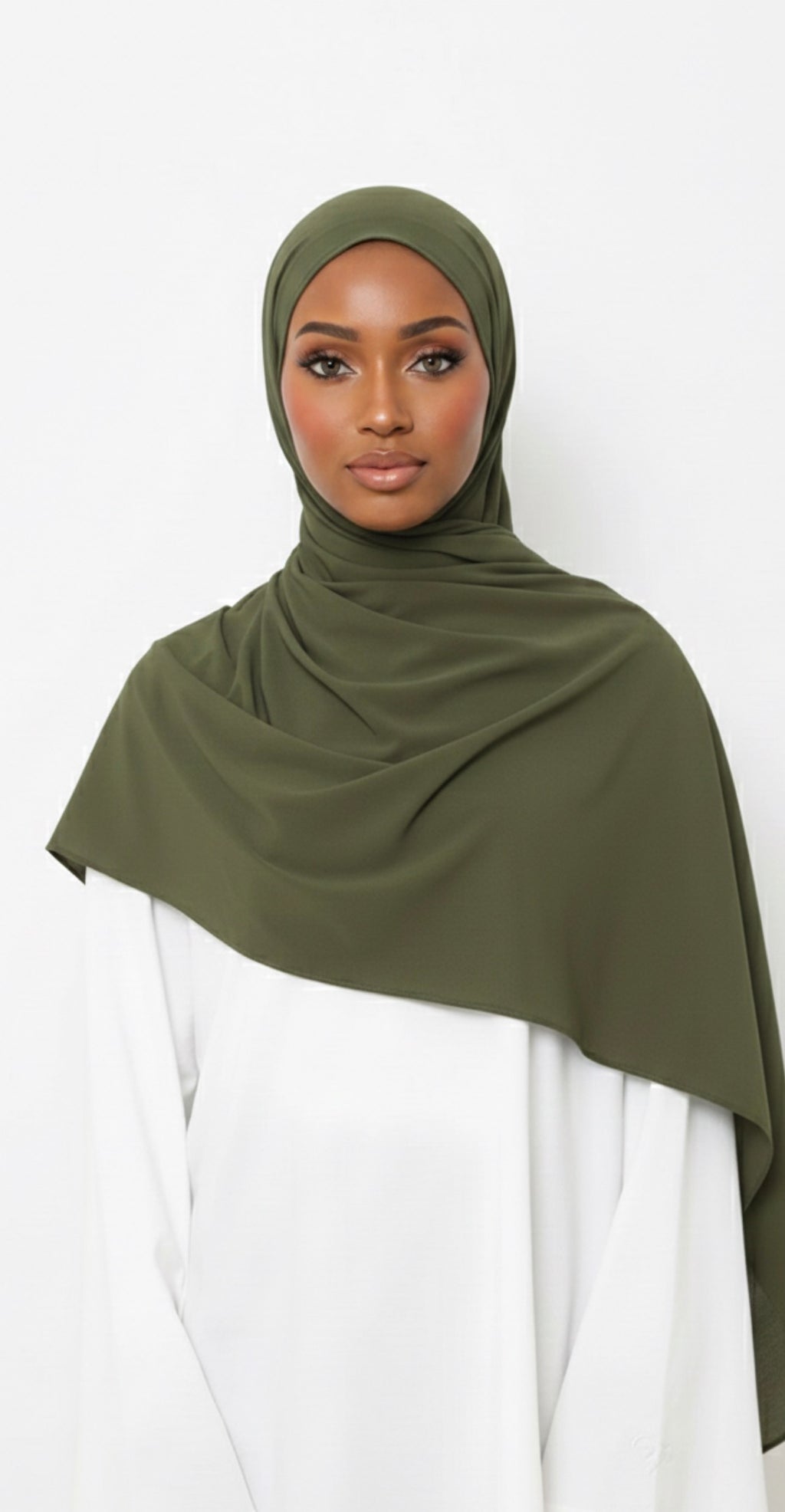 Hijab Jersey Vert Kaki Prêt à Nouer, tissu léger, tendance 2026