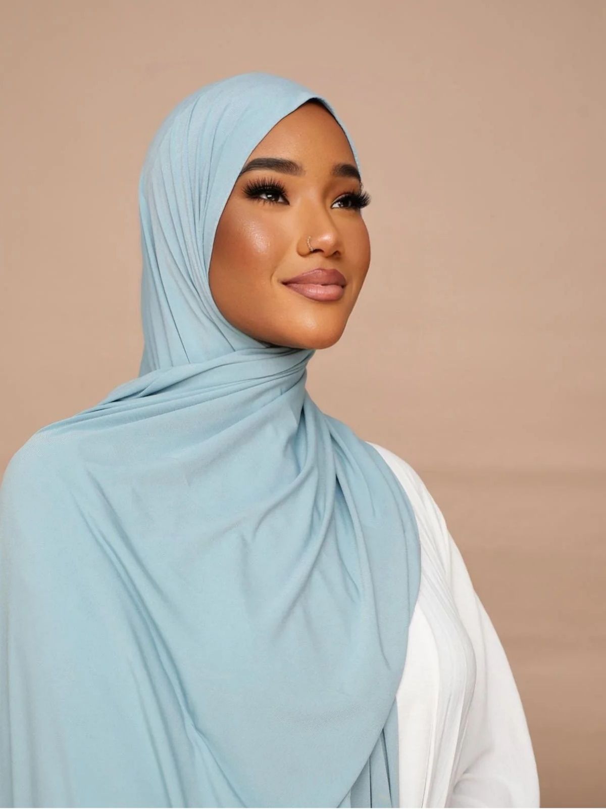 Hijab Jersey Premium Bleu Givré Luxe, tissu léger, tendance 2026