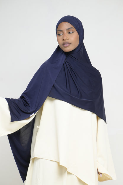 Hijab Jersey Liquid Bleu Marine BY NOUR – vue produit 3